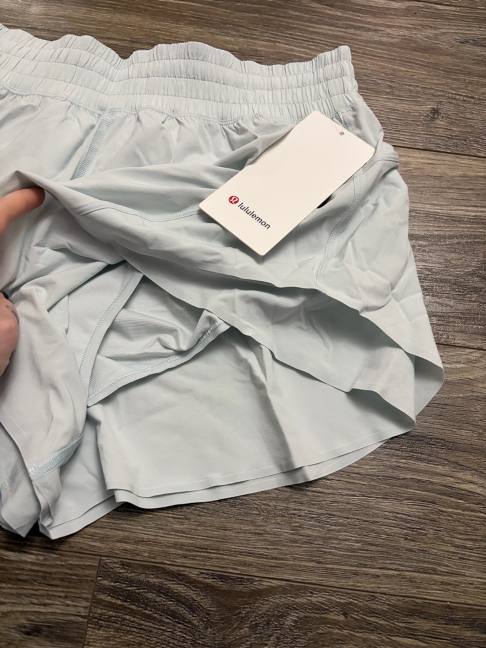 NWT Lululemon Shake It Out High-Rise Running Short 2.5" (Ocean Air) Size L - Picture 6 of 9